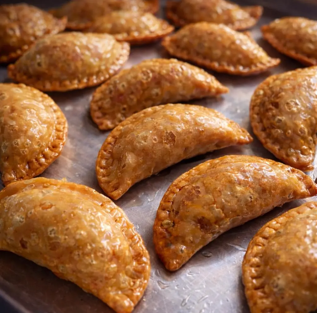 Samosa Tamu (Sweet coconut)